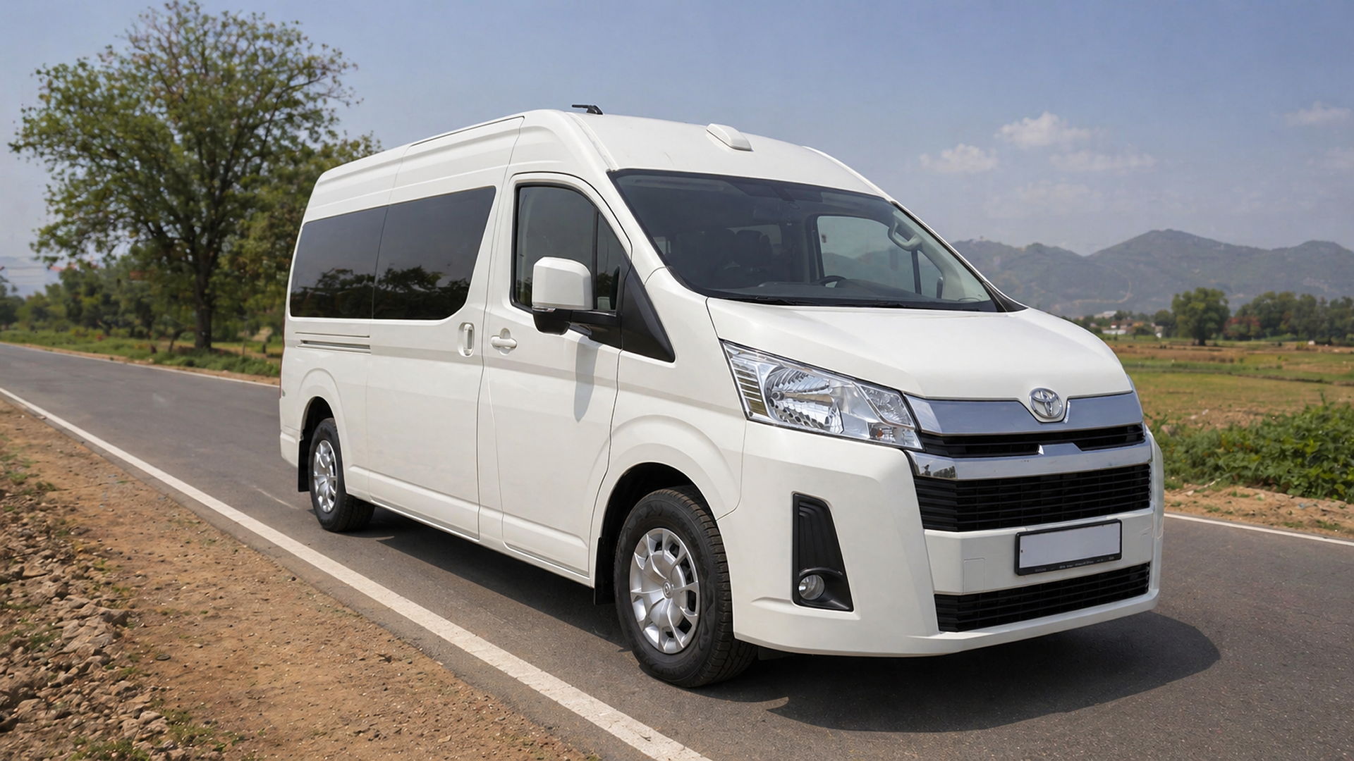 Toyota Hiace Mumbai 
